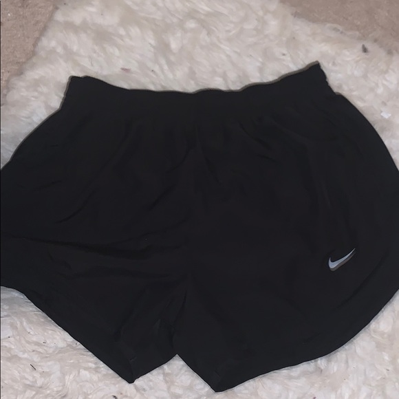 Nike Black running Shorts - Picture 1 of 2